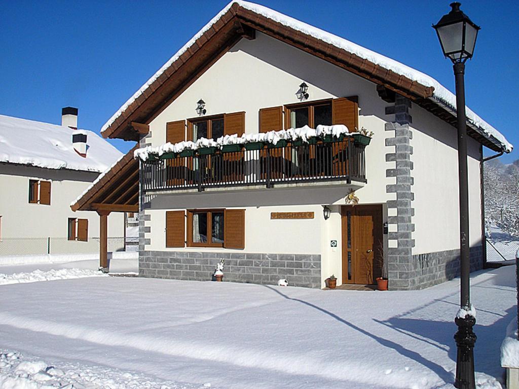 Casa Rural Irugoienea Espinal-Auzperri Екстериор снимка